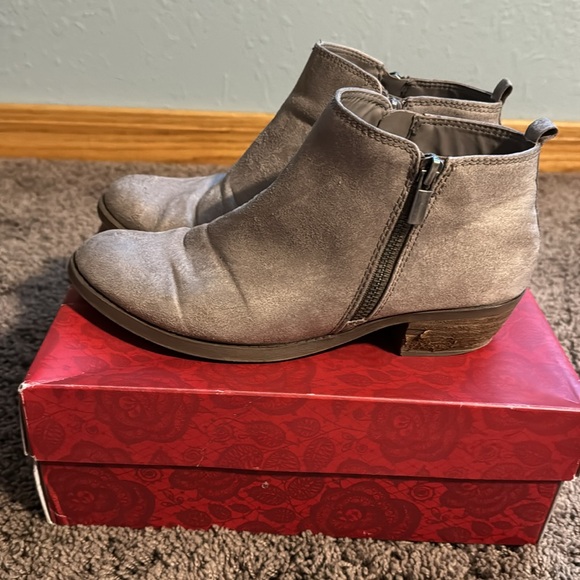Women’s Size 8 Carlos Santana Brie Grey Bootie - Picture 4 of 10